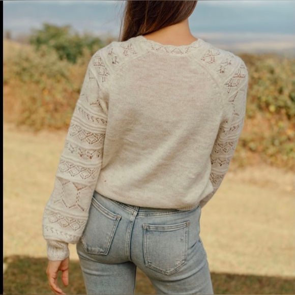 Neuflora Georgia Sweater - Picture 2 of 9